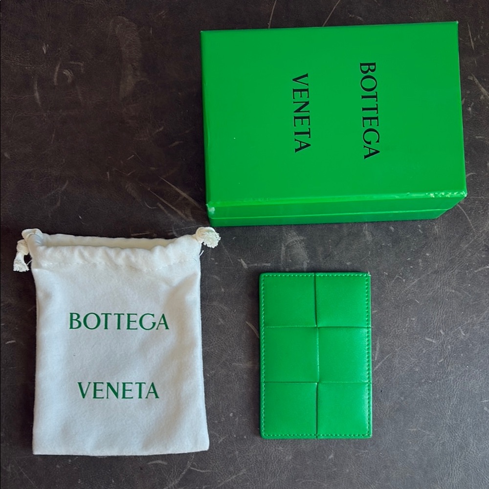Bottega Veneta Green Intrecciato Key Card Holder